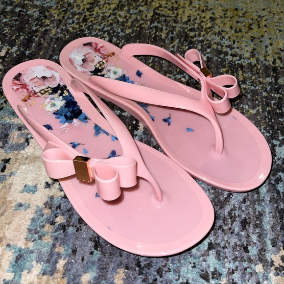 Ted Baker Shoes | New Ted Baker Floral Pink Flip Flops Sandals | Color: Pink | Size: 10 | Katu717's Closet